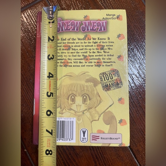 MewMew Hardcover Volume 4 Book - Picture 2 of 9